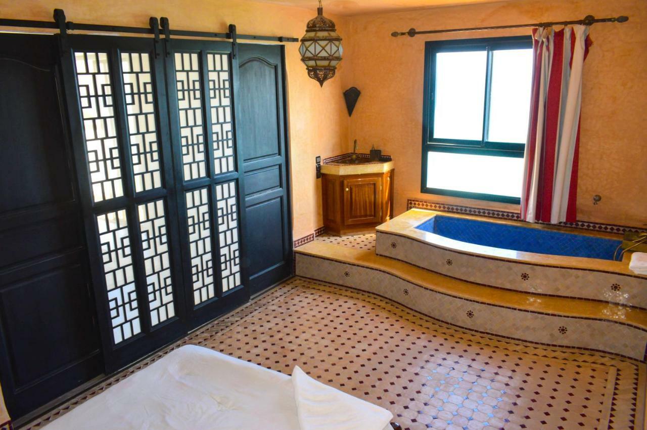 Bouad Seafront & Appartement